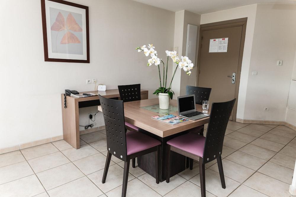 Aparthotel Garden & Aix En Provence - Rousset 3*